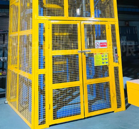 万宁货梯可以安装在室外吗